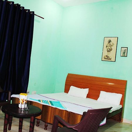 Hotel O Gracious Inn Lakhnau Kültér fotó